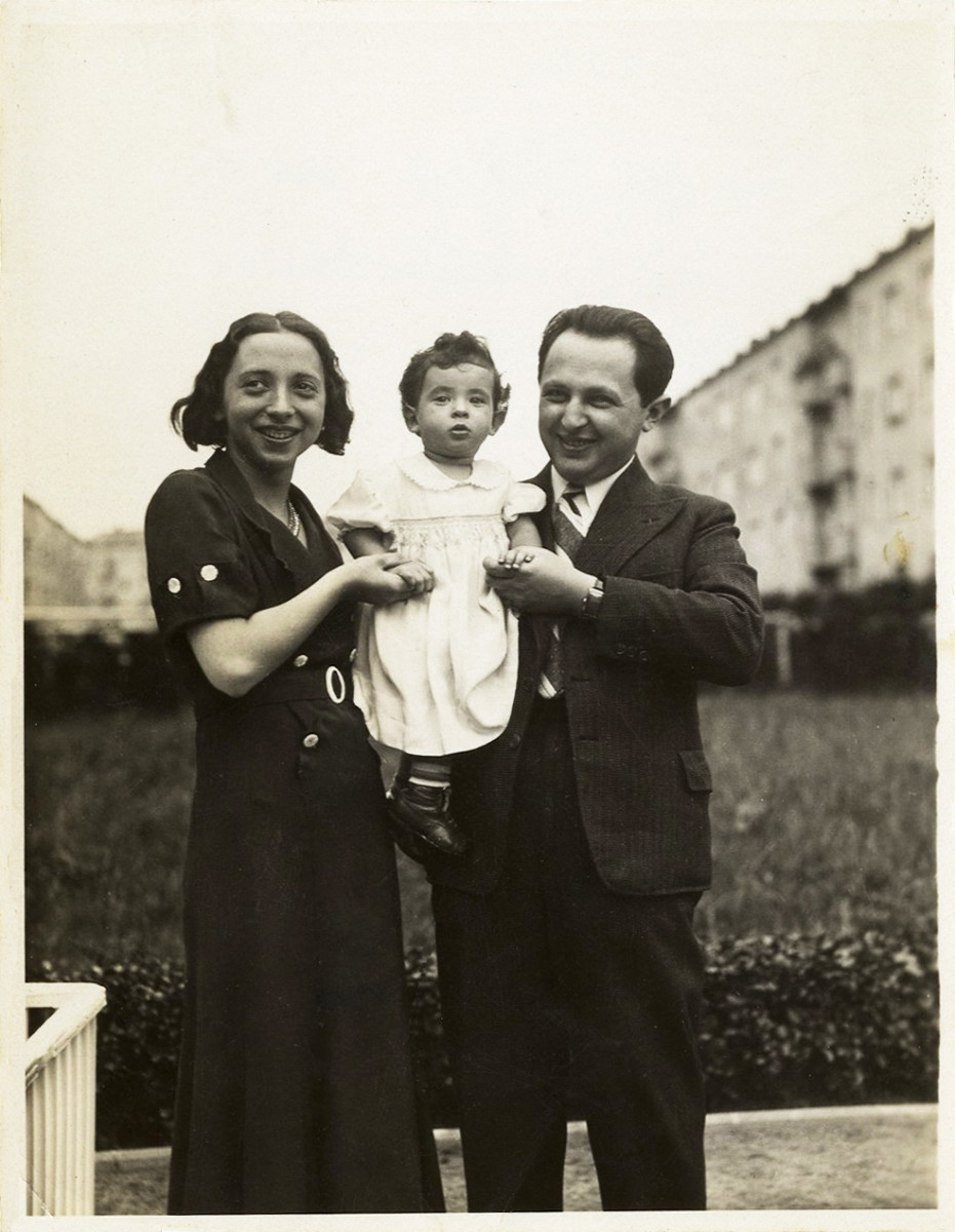 Ehepaar Steinhart mit Töchterchen Marion an dessen erstem Geburtstag, 1932, Privatbesitz