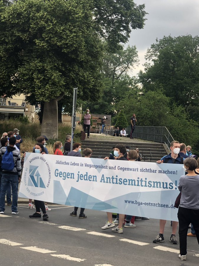RAA_Twitter_Kundgebung #dd2406.JPG RAA_Twitter_Kundgebung #dd2406.JPG